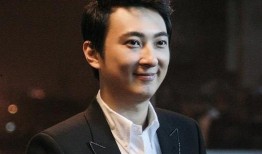 经常爆料娱乐圈的人,揭秘明星幕后故事